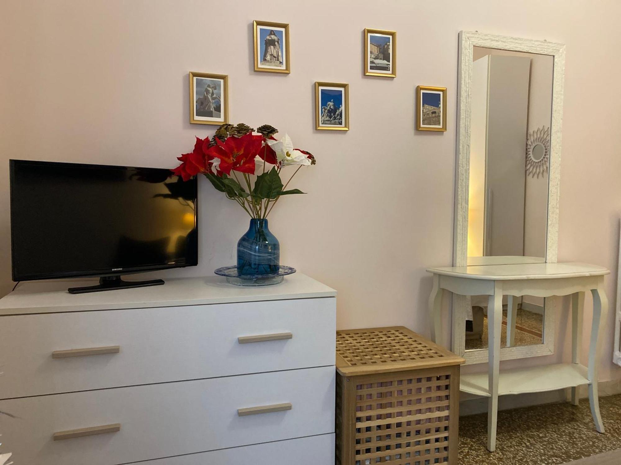 Emi House Re Di Roma , Intero Appartamento - 80 Mq מראה חיצוני תמונה